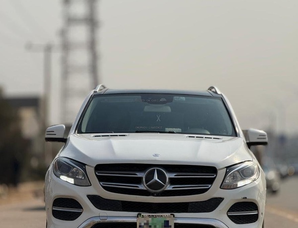 2017 MERCEDES BENZ GLE350 FOR SALE IN ABUJA
