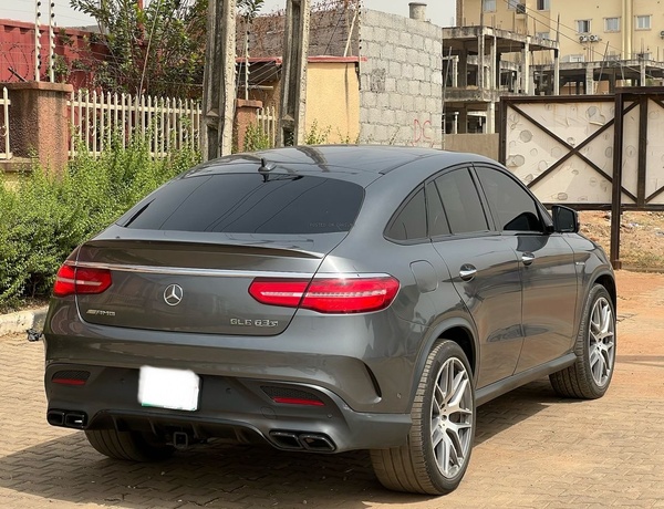 FOREIGN USED 2017 MERCEDES BENZ GLE 63s AMG FOR SALE IN ABUJA