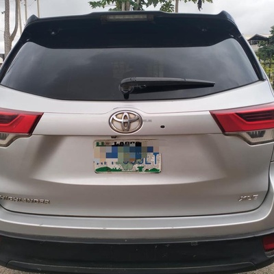 2017 TOYOTA HIGHLANDER XLE FOR SALE IN ABUJA