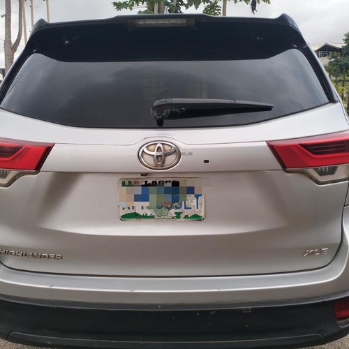 2017 TOYOTA HIGHLANDER XLE FOR SALE IN ABUJA