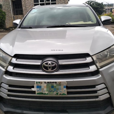 2017 TOYOTA HIGHLANDER XLE FOR SALE IN ABUJA