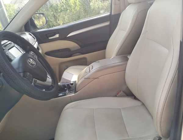 2017 TOYOTA HIGHLANDER XLE FOR SALE IN ABUJA