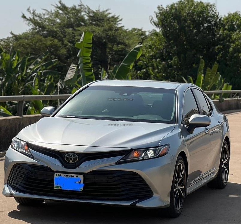 2018 TOYOTA CAMRY XLE FOR SALE  IN ABUJA image