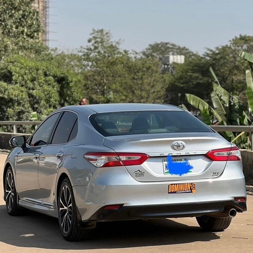 2018 TOYOTA CAMRY XLE FOR SALE  IN ABUJA