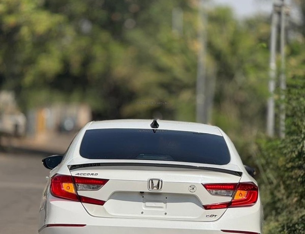 2018 HONDA ACCORD TOURING FOR SALE IN ABUJA