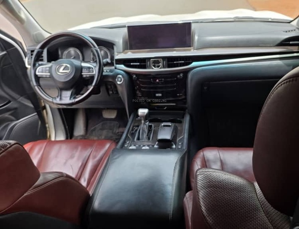 2018 LEXUS LX570 FOR SALE IN ABUJA