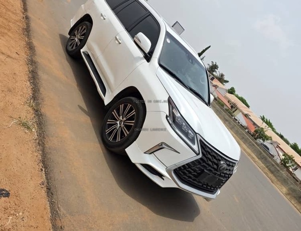 2018 LEXUS LX570 FOR SALE IN ABUJA
