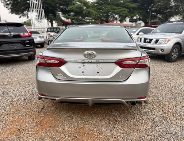 2018 TOYOTA CAMRY FOR SALE IN ABUJA