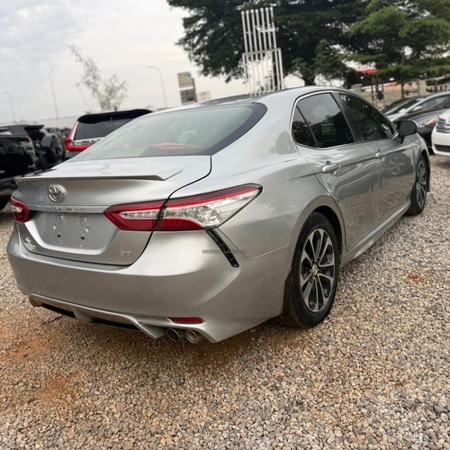 2018 TOYOTA CAMRY FOR SALE IN ABUJA