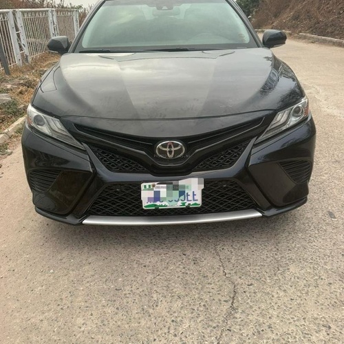2018 TOYOTA CAMRY XSE FOR SALE IN ABUJA