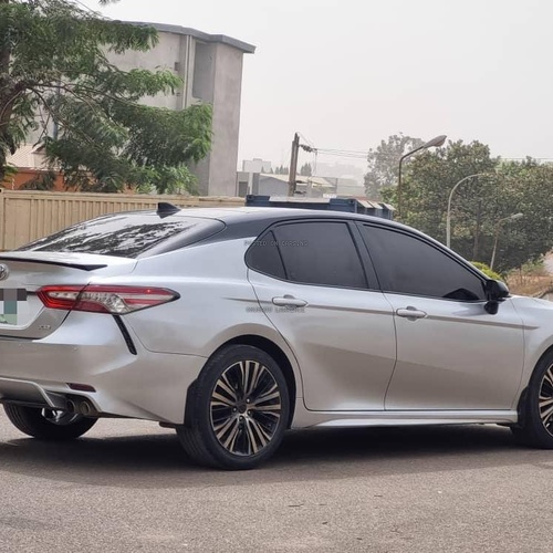 2019 TOYOTA CAMRY XSE FOR SALE IN ABUJA