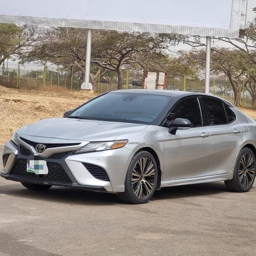 2019 TOYOTA CAMRY XSE FOR SALE IN ABUJA