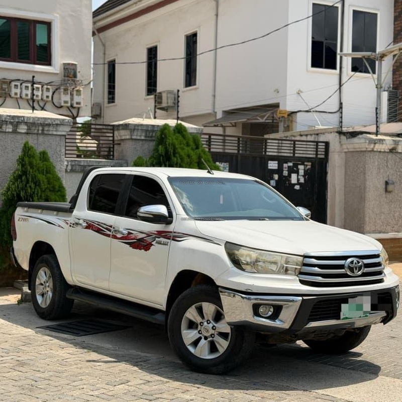 2020 TOYOTA HILUX FOR SALE IN ABUJA image