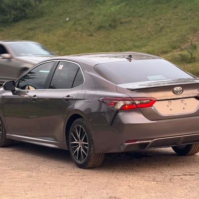 FOREIGN USED 2022 TOYOTA CAMRY SE FOR SALE IN ABUJA
