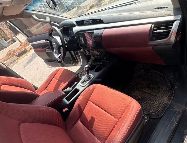 2022 TOYOTA HILUX AUTO DRIVE FOR SALE IN ABUJA