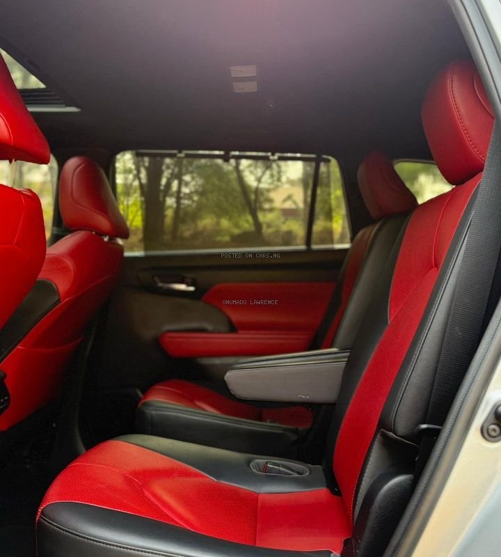 FOREIGN USED 2023 TOYOTA HIGHLANDER XSE FOR SALE IN ABUJA image