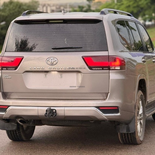 2023 TOYOTA LANDCRUISER FOR SALE IN ABUJA