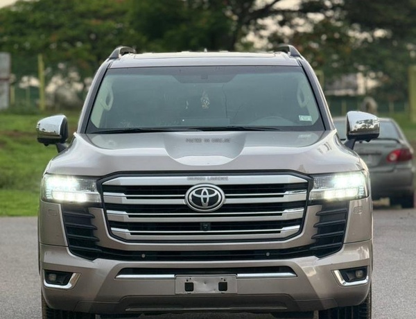 2023 TOYOTA LANDCRUISER FOR SALE IN ABUJA