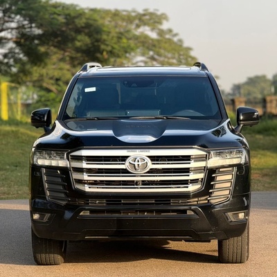 2023 Toyota Landcruiser (V6 Engine) for Sale in Abuja