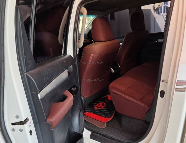 2023 TOYOTA HILUX FOR SALE IN ABUJA