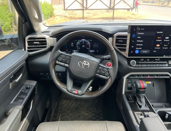 2024 TOYOTA TUNDRA FOR SALE IN ABUJA