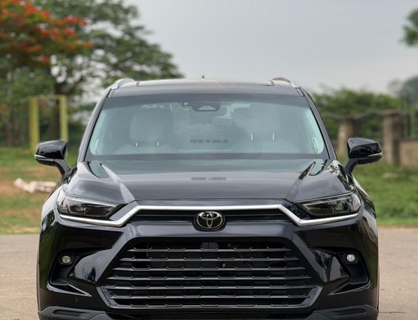 2025 TOYOTA GRAND HIGHLANDER FOR SALE IN ABUJA