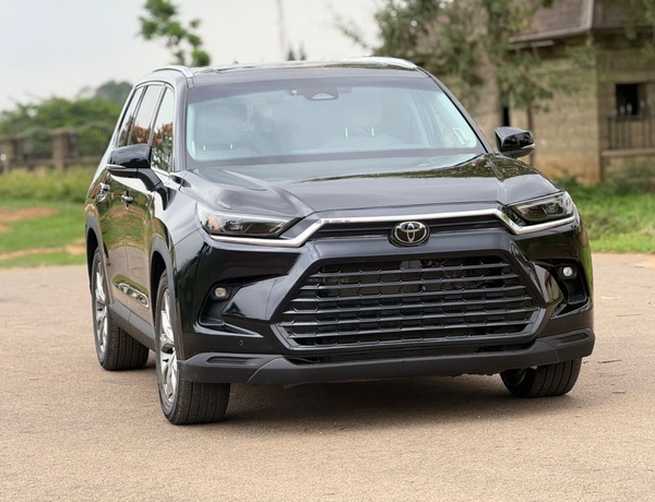 2025 TOYOTA GRAND HIGHLANDER FOR SALE IN ABUJA