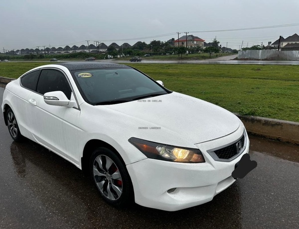 Honda Accord 2009 Coupe in Abuja