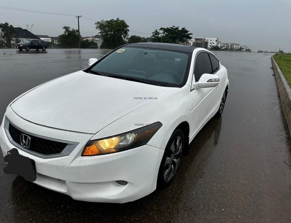 Honda Accord 2009 Coupe in Abuja