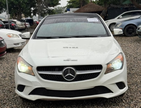2014 MERCEDES BENZ CLA250 FOR IN ABUJA