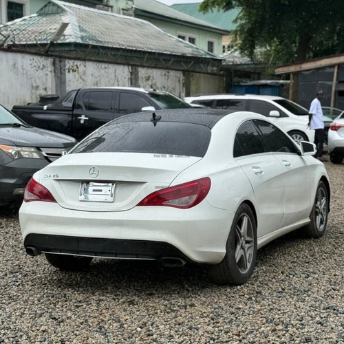 2014 MERCEDES BENZ CLA250 FOR IN ABUJA