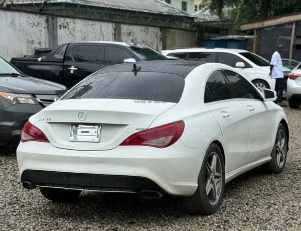 2014 MERCEDES BENZ CLA250 FOR IN ABUJA