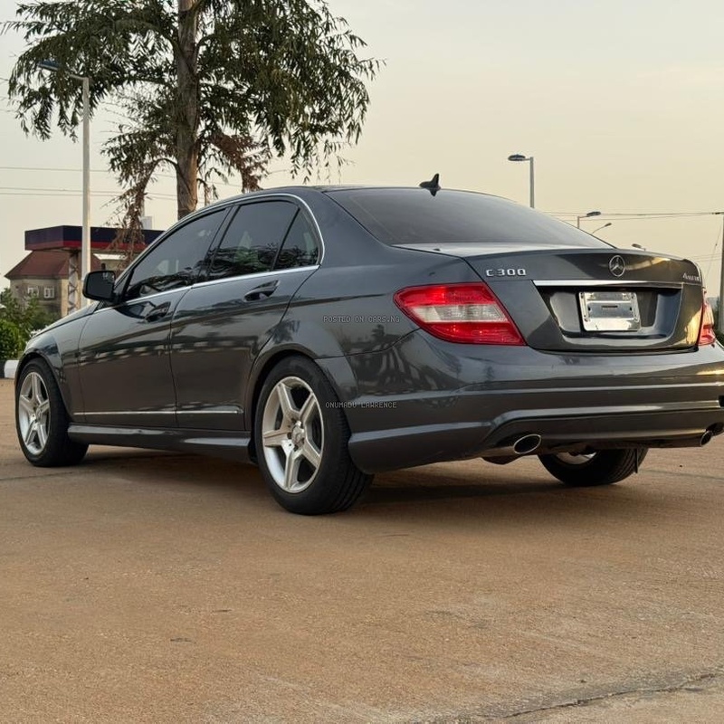 FOREIGN USED 2008 MERCEDES BENZ C300 FOR SALE IN ABUJA image