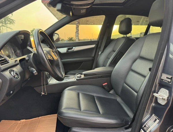 FOREIGN USED 2008 MERCEDES BENZ C300 FOR SALE IN ABUJA