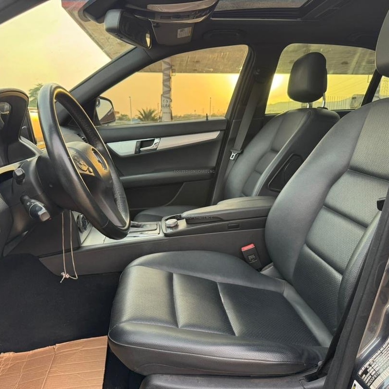 FOREIGN USED 2008 MERCEDES BENZ C300 FOR SALE IN ABUJA image
