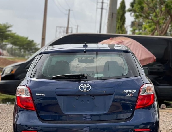 FOREIGN USED 2010 TOYOTA MATRIX FOR SALE IN ABUJA