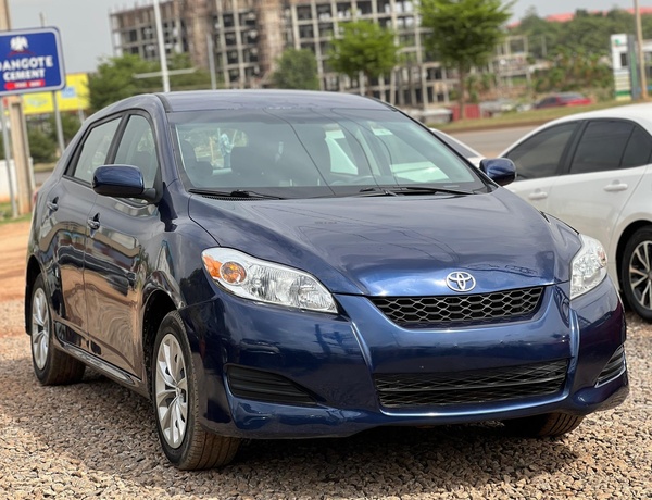FOREIGN USED 2010 TOYOTA MATRIX FOR SALE IN ABUJA