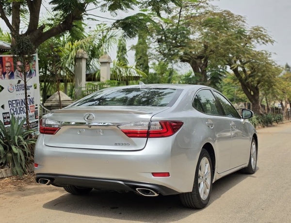 FOREIGN USED 2017 LEXUS ES350 FOR SALE IN ABUJA