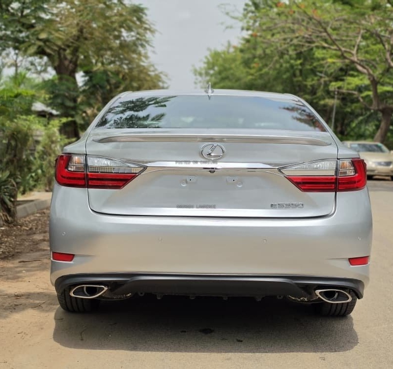 FOREIGN USED 2017 LEXUS ES350 FOR SALE IN ABUJA image