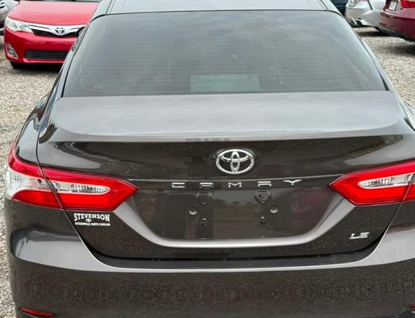 FOREIGN USED 2018 TOYOTA CAMRY LE FOR SALE IN ABUJA
