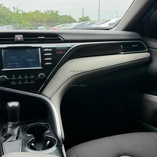 FOREIGN USED 2018 TOYOTA CAMRY LE FOR SALE IN ABUJA