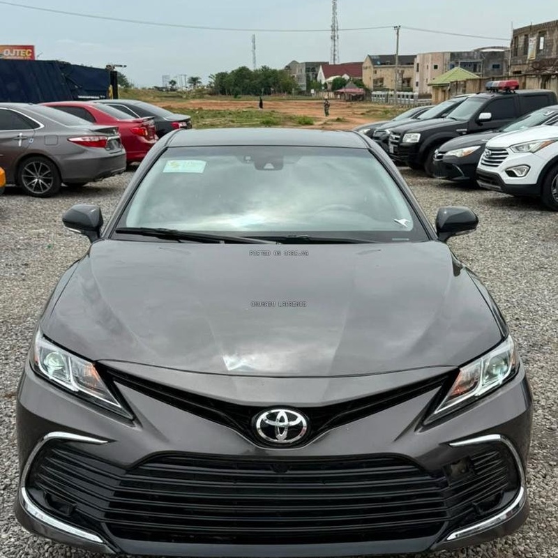 FOREIGN USED 2018 TOYOTA CAMRY LE FOR SALE IN ABUJA image