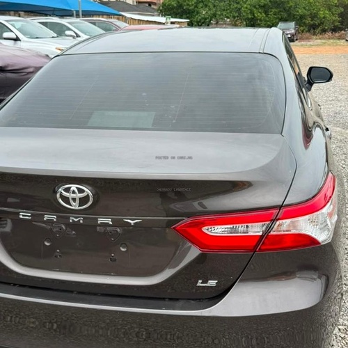 FOREIGN USED 2018 TOYOTA CAMRY LE FOR SALE IN ABUJA