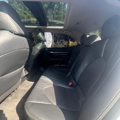 FOREIGN USED 2018 TOYOTA CAMRY XSE FOR SALE IN ABUJA