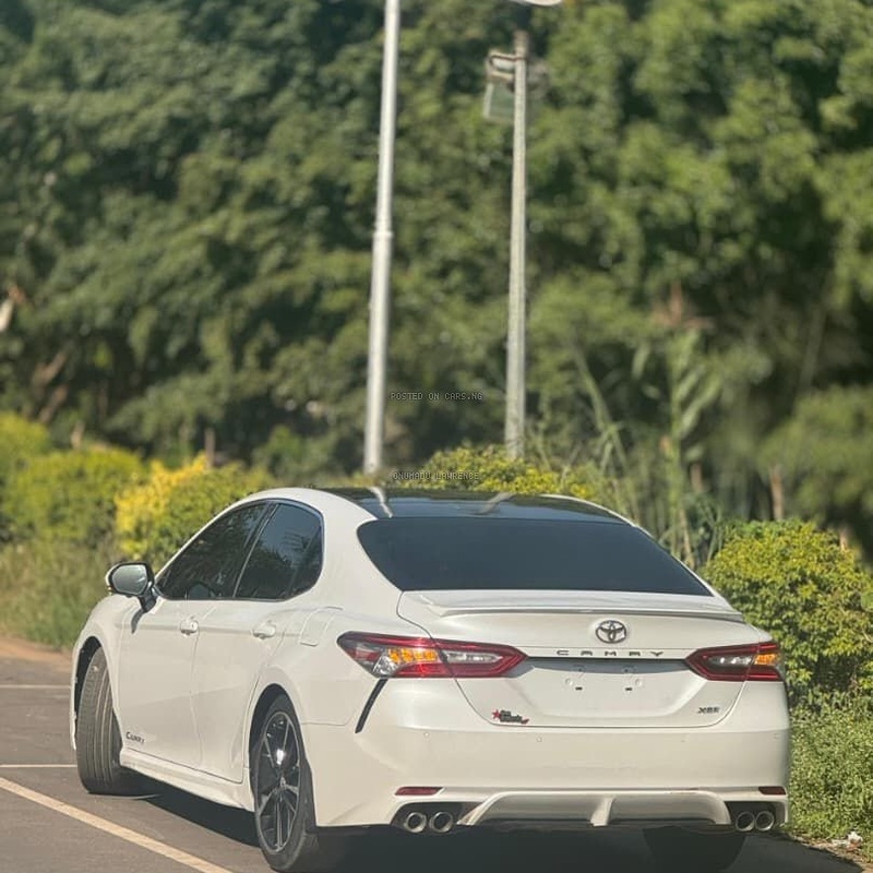 FOREIGN USED 2018 TOYOTA CAMRY XSE FOR SALE IN ABUJA image