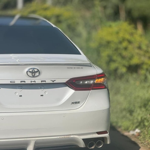 FOREIGN USED 2018 TOYOTA CAMRY XSE FOR SALE IN ABUJA