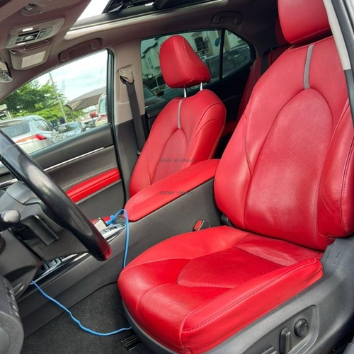 FOREIGN USED 2018 TOYOTA CAMRY XSE FOR SALE IN ABUJA