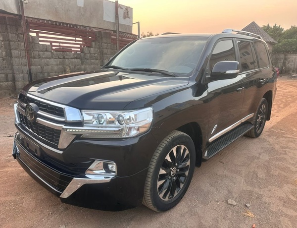 FOREIGN USED 2020 TOYOTA LANDCRUISER FOR SALE IN ABUJA
