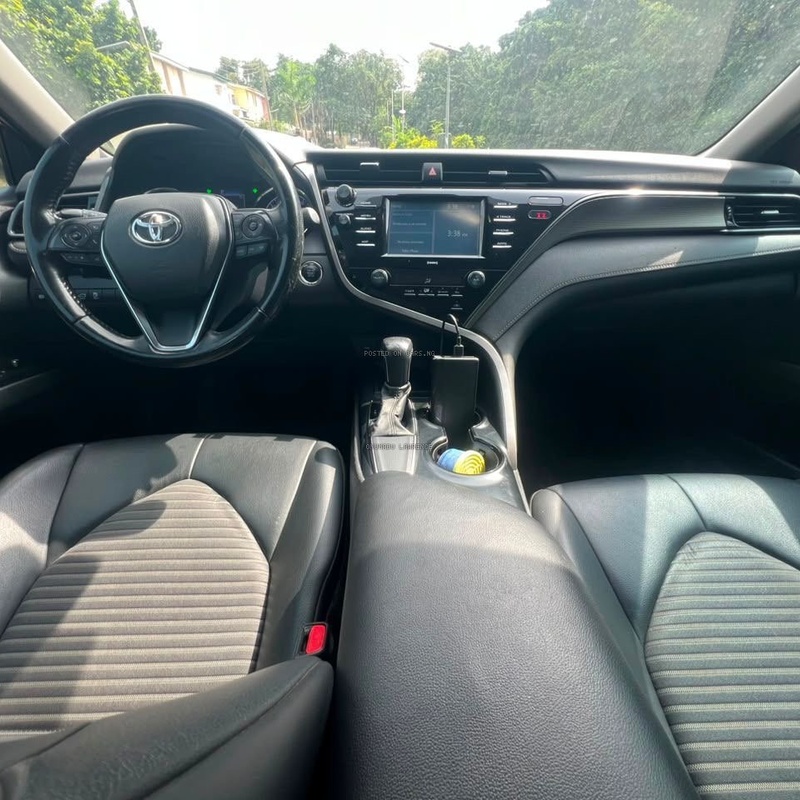 FOREIGN USED 2021 TOYOTA CAMRY SE FOR SALE IN ABUJA image