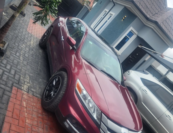 Direct neatly used 2011 crosstour fully upgraded to 2014